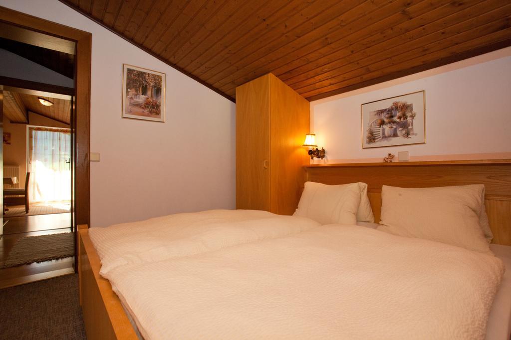 Familiengaestehaus Ingrid Sankt Martin am Tennengebirge Habitación foto